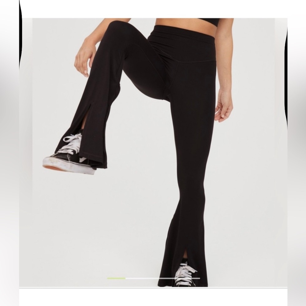 Offline by Aerie Women's High Waisted Slit Flare Legging